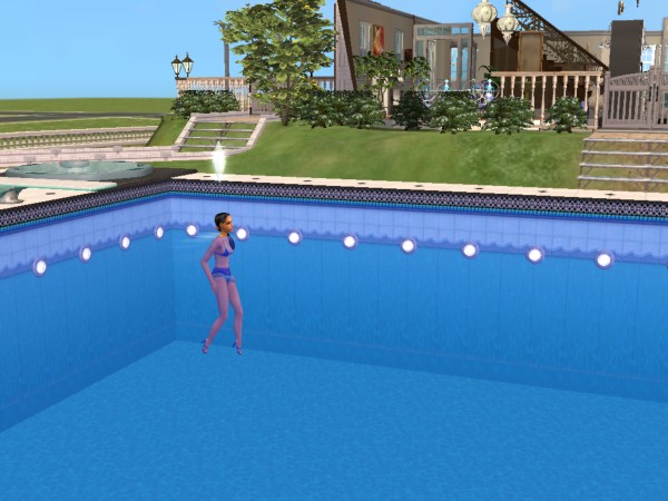 И плаваю я тоже исключительно в туфлях